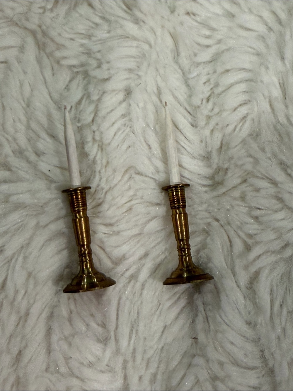 Antique Dollhouse Accessories, brass candlesticks, Dalmatian, Cat, Painting etc - Picture 7 of 10
